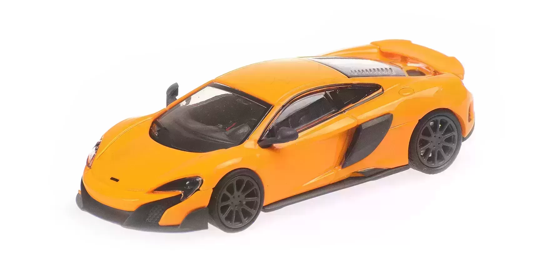 McLaren 675LT Coupe Oranje