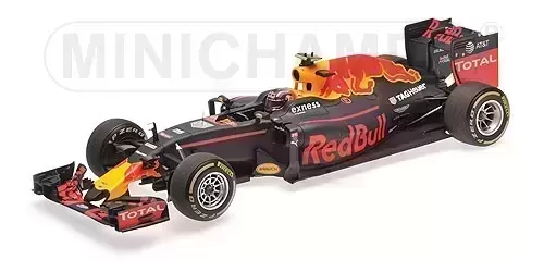 Red Bull Racing RB12 2016 D. Kvyat